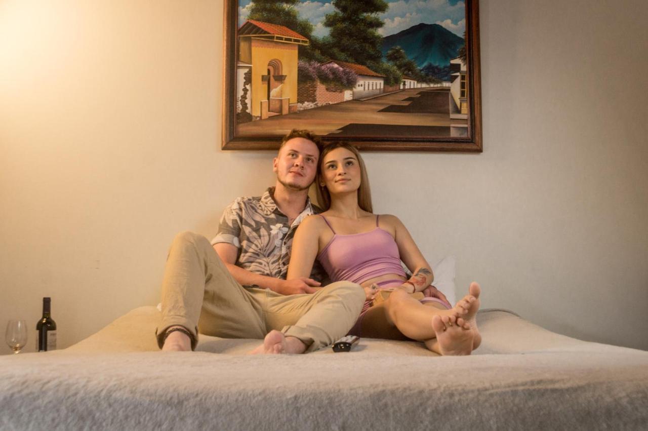 Hotel Reventazon Orosí Kültér fotó